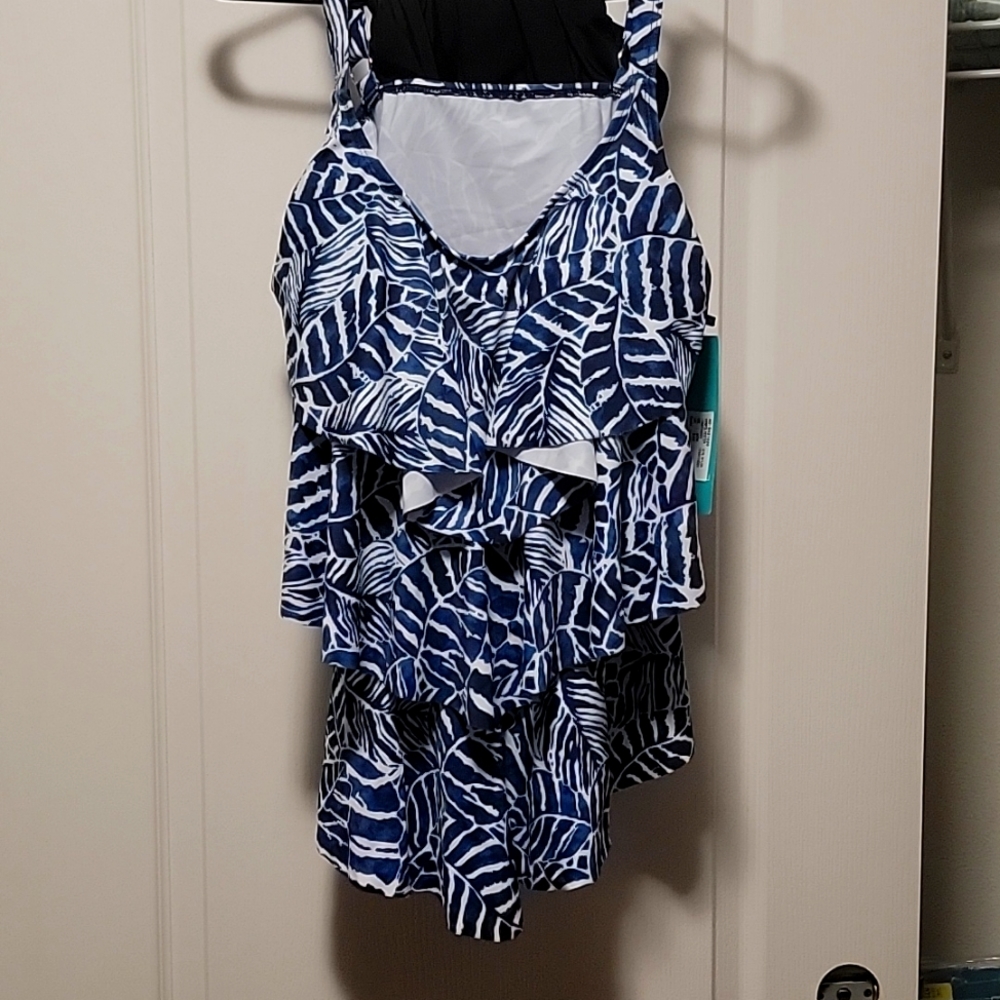 Navy and white tankini 20W